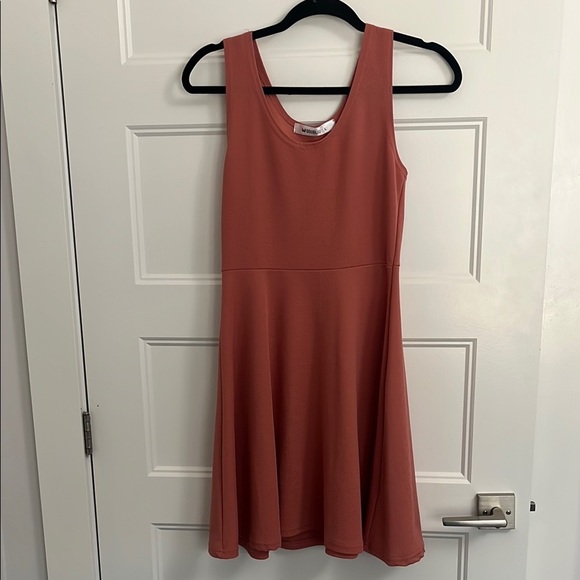 Women's Sleeveless Coral Dress - Picture 1 of 1